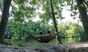 Outdoor Hängematte im Wald